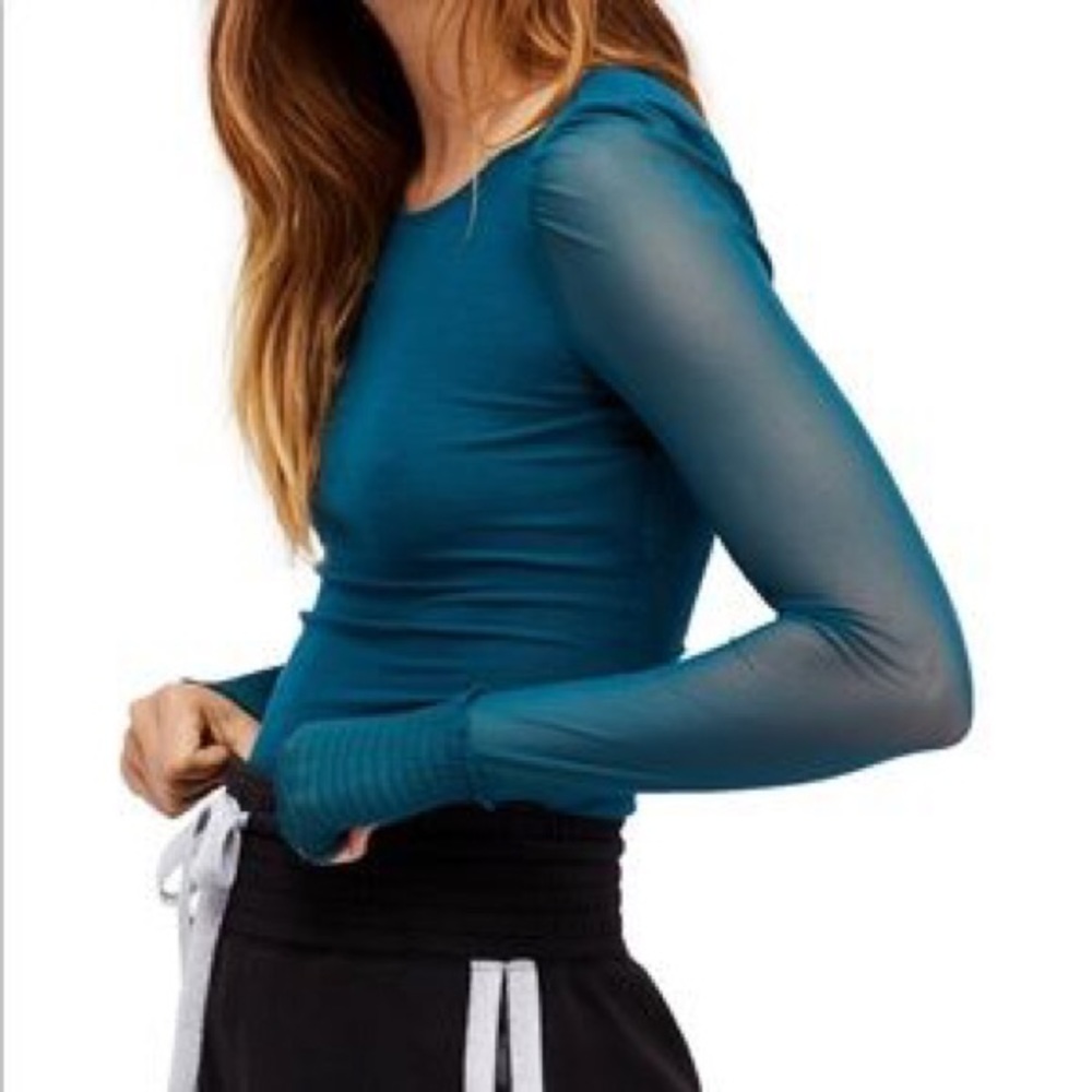 Intimately Free People Turn It Up Layering Top - Picture 2 of 4